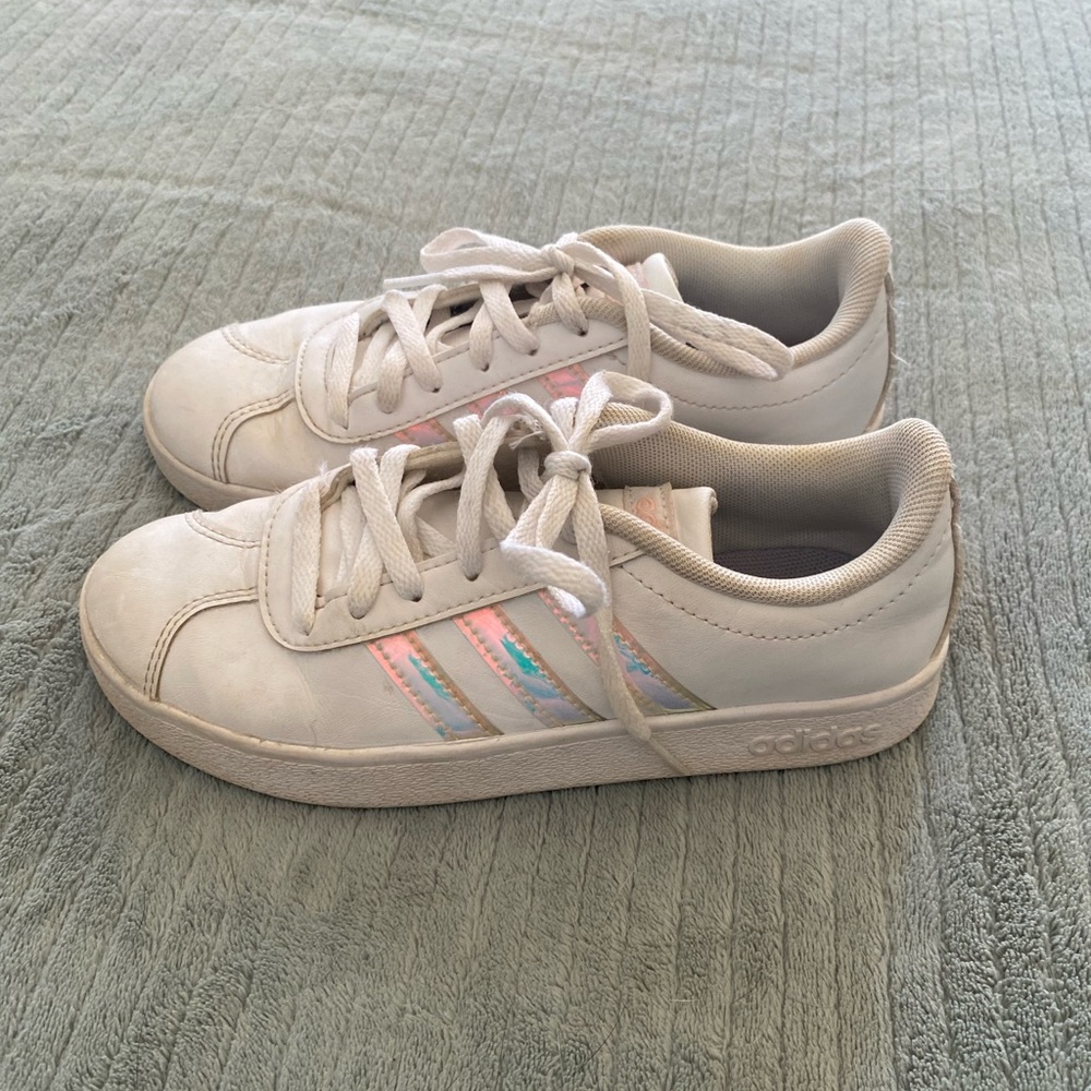 Girls Adidas Grand Court Sneakers Size 1